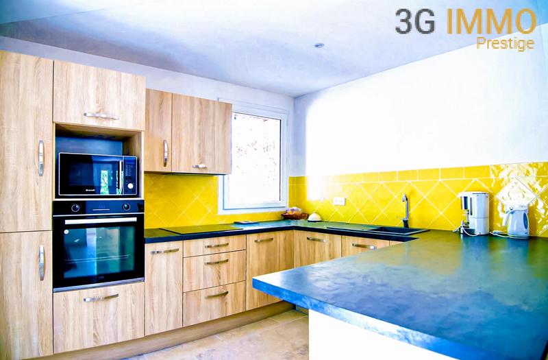 Villa - 178 m² - 9 pièces