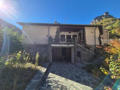 Maison ancienne - 100 m² - 5 pièces