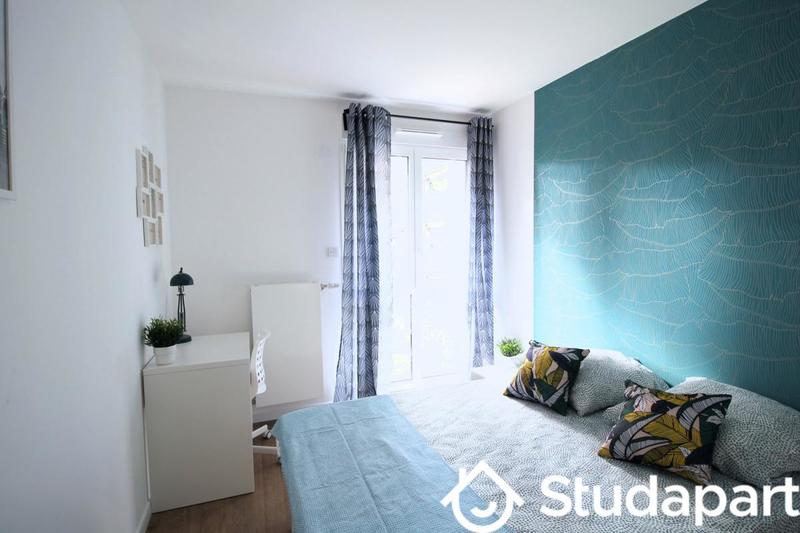 Chambre - 10 m² - 1 pièce