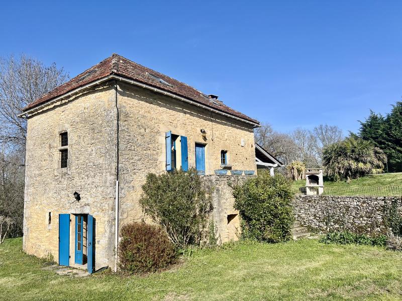 Maison traditionnelle - 110 m² - 4 pièces