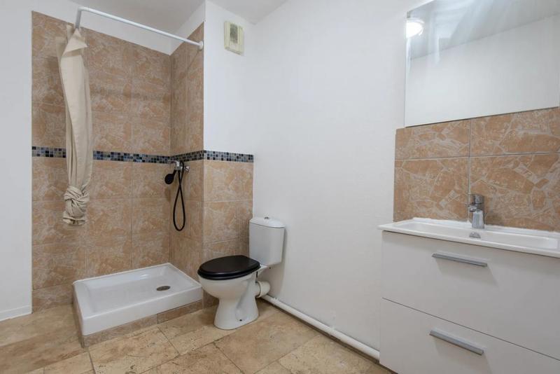 Studio - 30 m² - 1 pièce