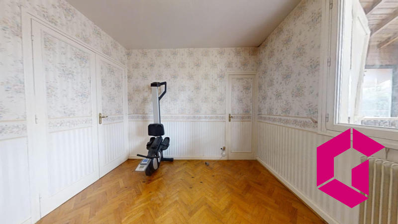 Villa - 99 m² - 5 pièces