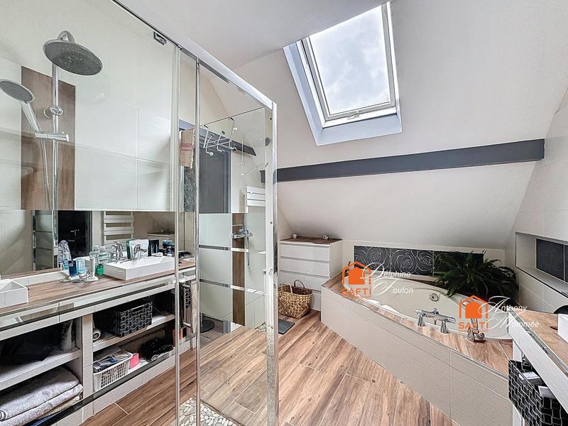 Maison - 165 m² - 5 pièces