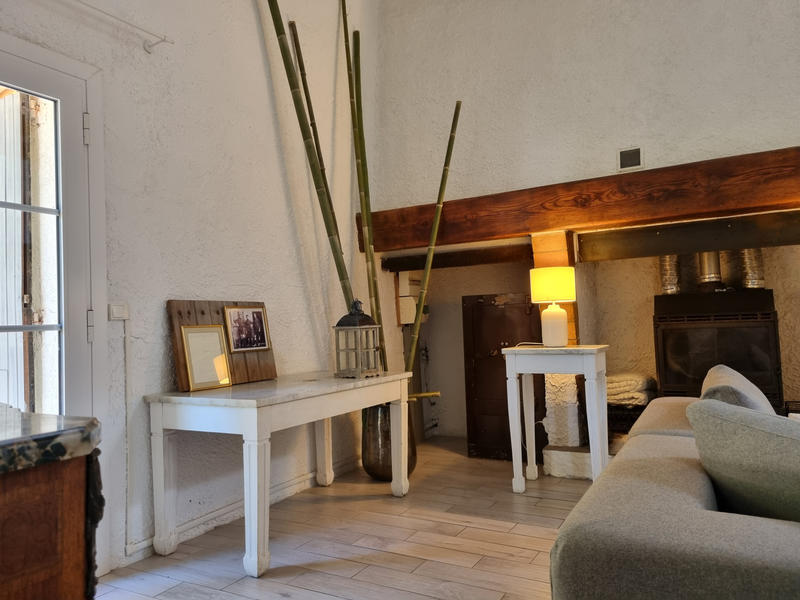 Propriété - 252 m² - 12 pièces