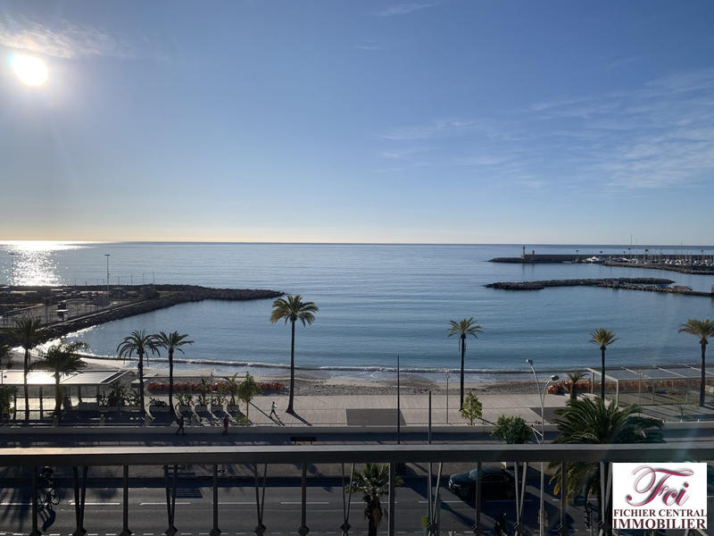 Appartement - 112 m² - 5 pièces