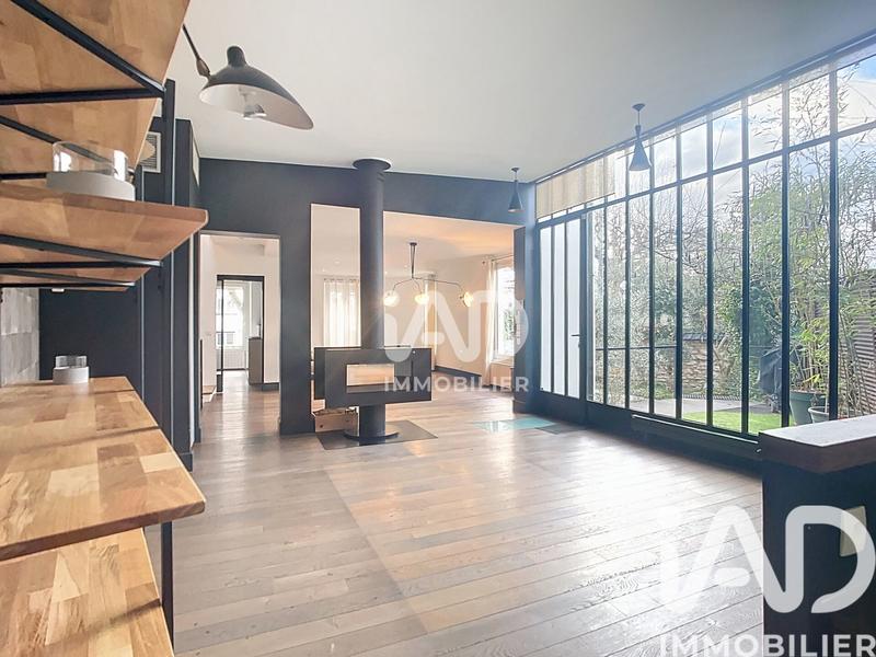 Maison - 170 m² - 8 pièces