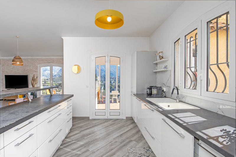 Maison - 151 m² - 5 pièces