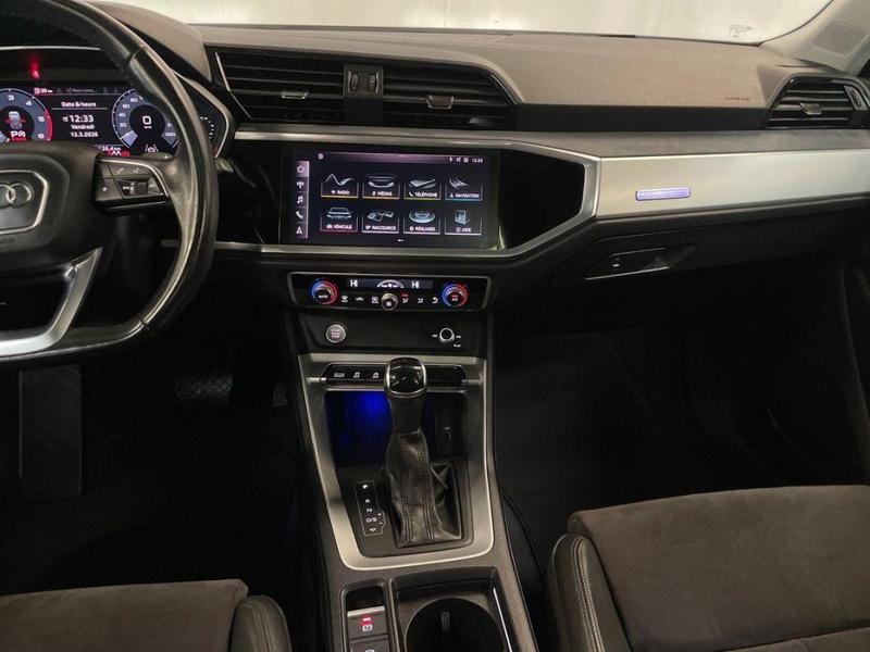 Audi Q3 35 Tdi 150 ch s tronic 7 Design Luxe