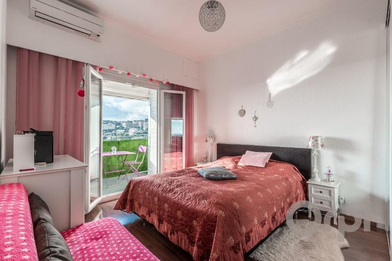 Penthouse - 71 m² - 3 pièces