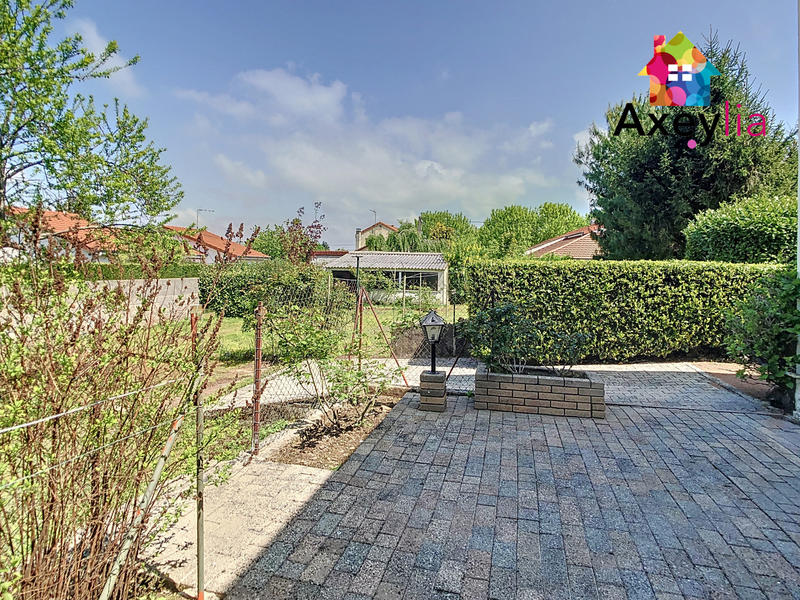 Maison - 94 m² - 8 pièces