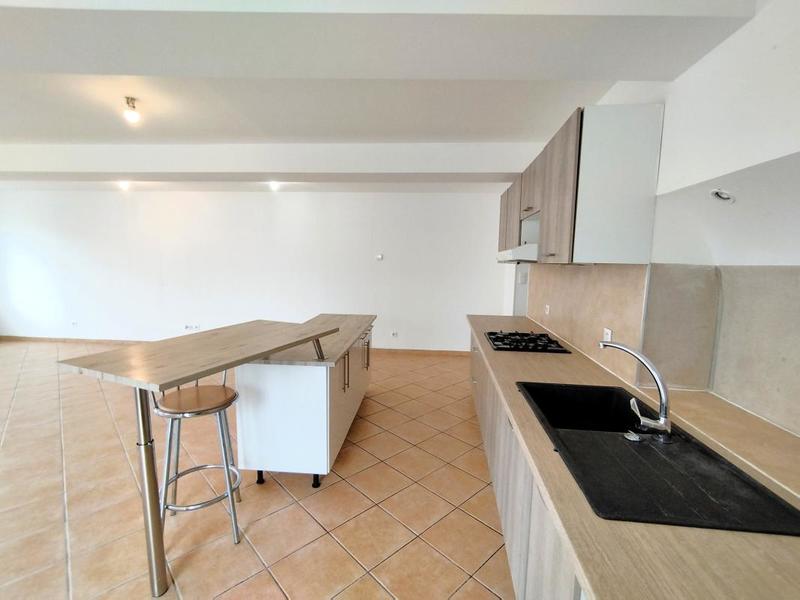 Appartement - 81 m² - 3 pièces