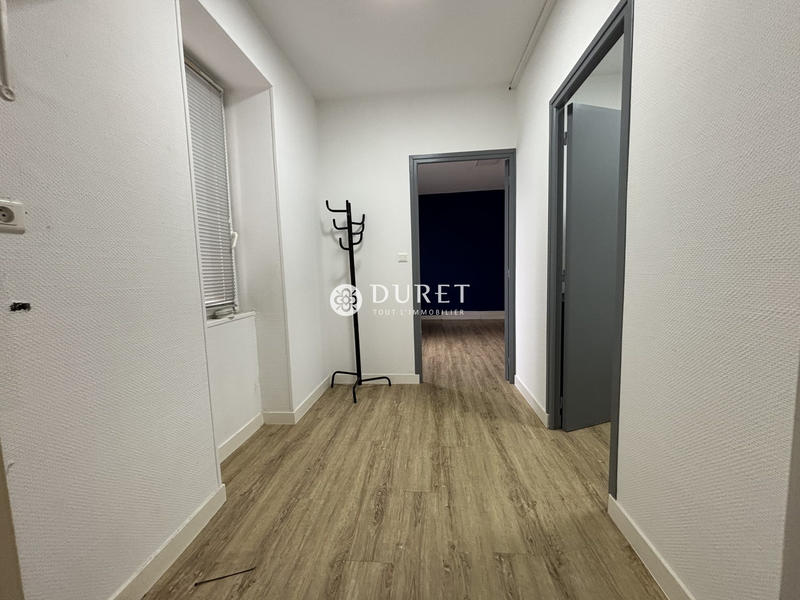 Local commercial - 53 m² - 4 pièces