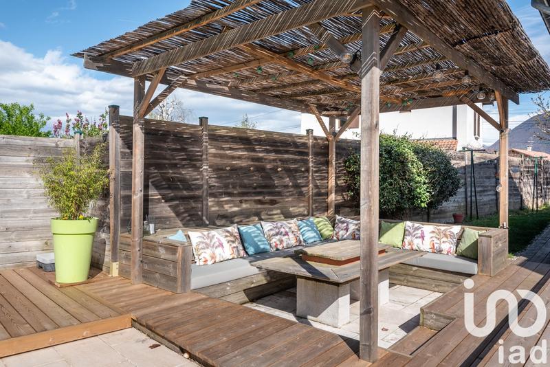 Maison - 208 m² - 6 pièces