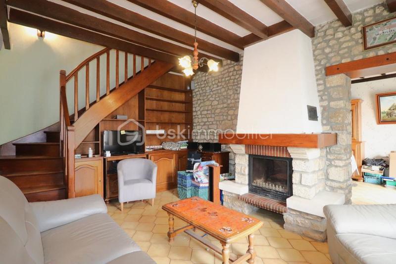Maison - 96 m² - 5 pièces