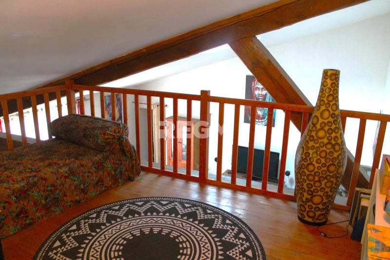 Maison - 161 m² - 6 pièces