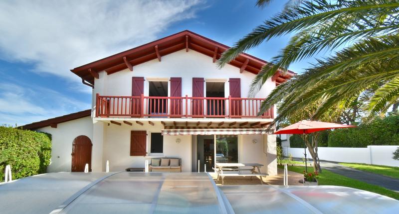 Villa - 202 m² - 7 pièces