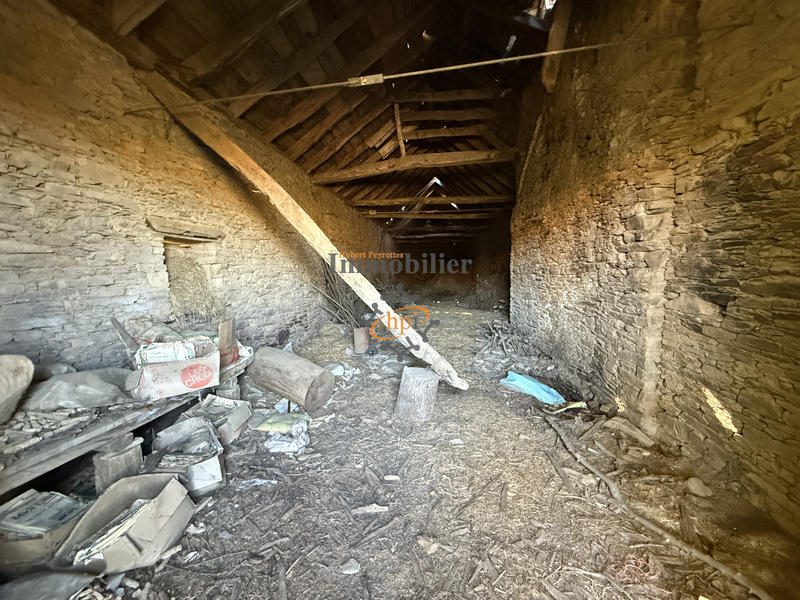 Maison - 260 m² - 5 pièces