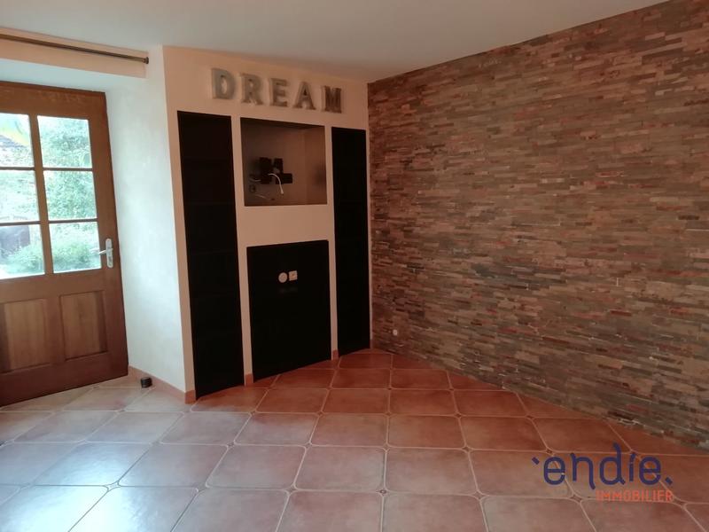 Maison - 230 m² - 7 pièces