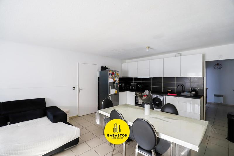 Appartement - 79 m² - 4 pièces