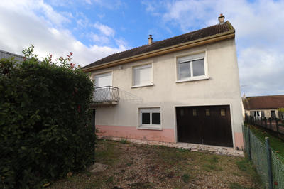 Maison - 109 m² - 5 pièces