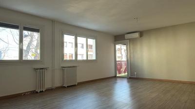 Appartement - 77 m² - 3 pièces