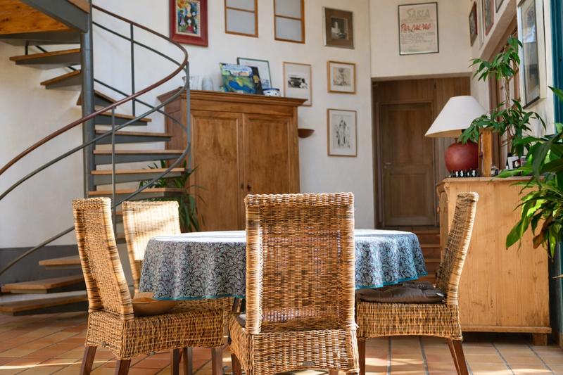 Maison - 225 m² - 7 pièces