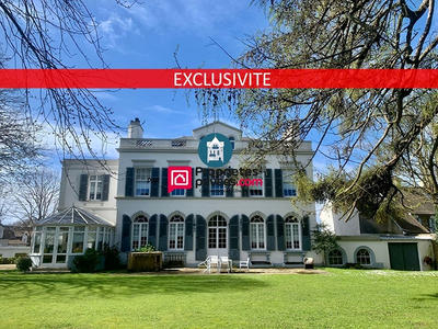 Maison - 316 m² - 12 pièces