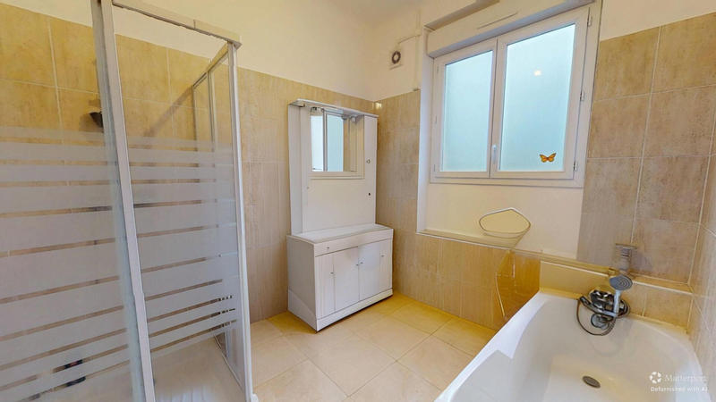 Maison - 223 m² - 9 pièces