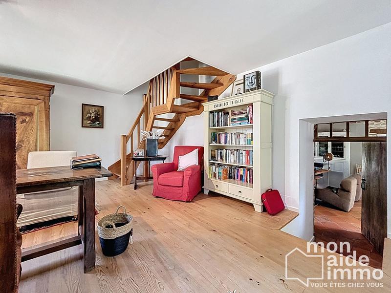 Maison ancienne - 230 m² - 7 pièces