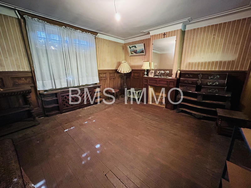 Maison - 320 m² - 7 pièces