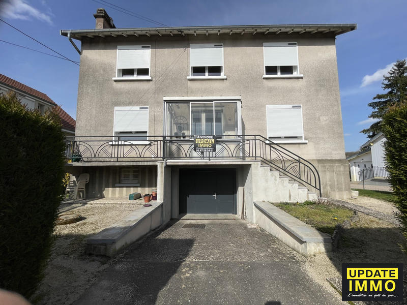 Maison - 137 m² - 8 pièces