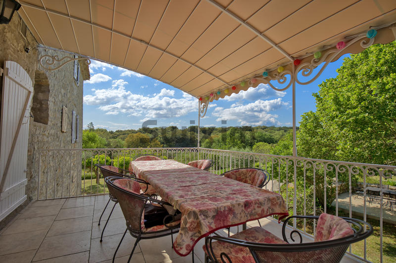 Mas - 265 m² - 10 pièces