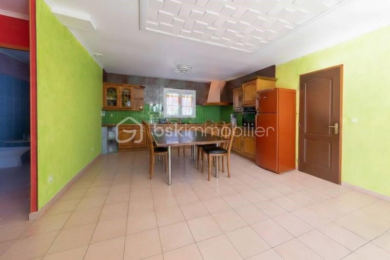 Villa - 80 m² - 4 pièces