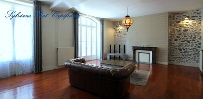 Appartement bourgeois - 198 m² - 6 pièces