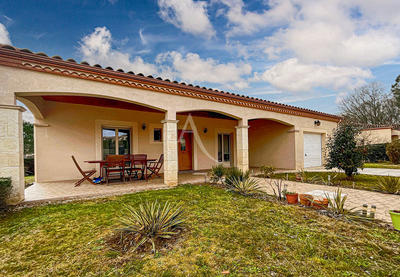 Maison - 142 m² - 5 pièces