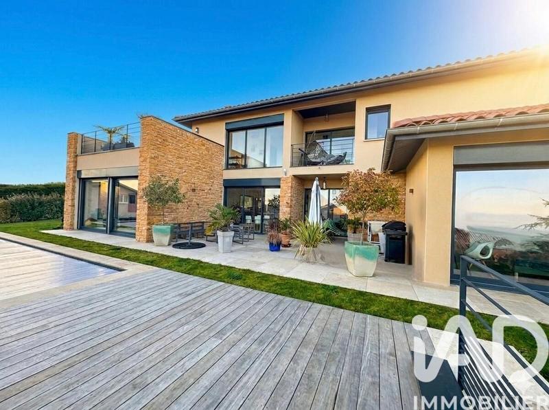 Maison de maîtres - 194 m² - 6 pièces