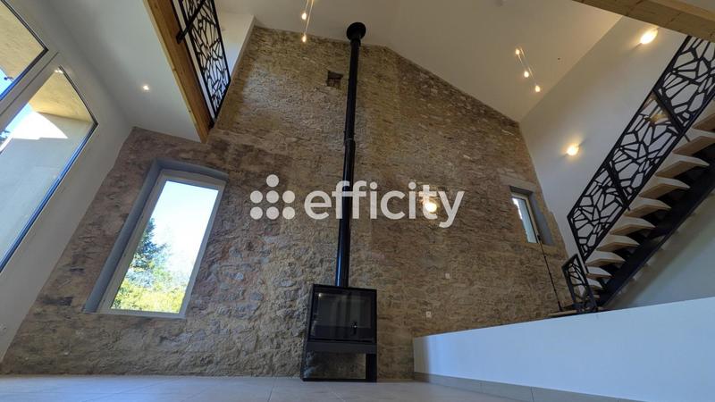 Maison en pierre - 201 m² - 5 pièces