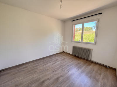 Maison traditionnelle - 65 m² - 4 pièces