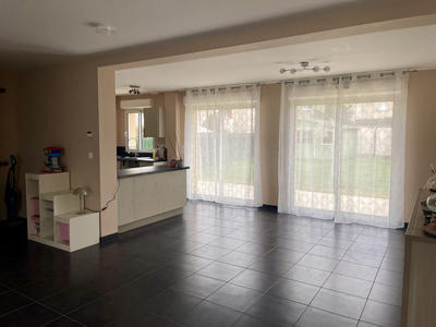 Maison - 115 m² - 6 pièces