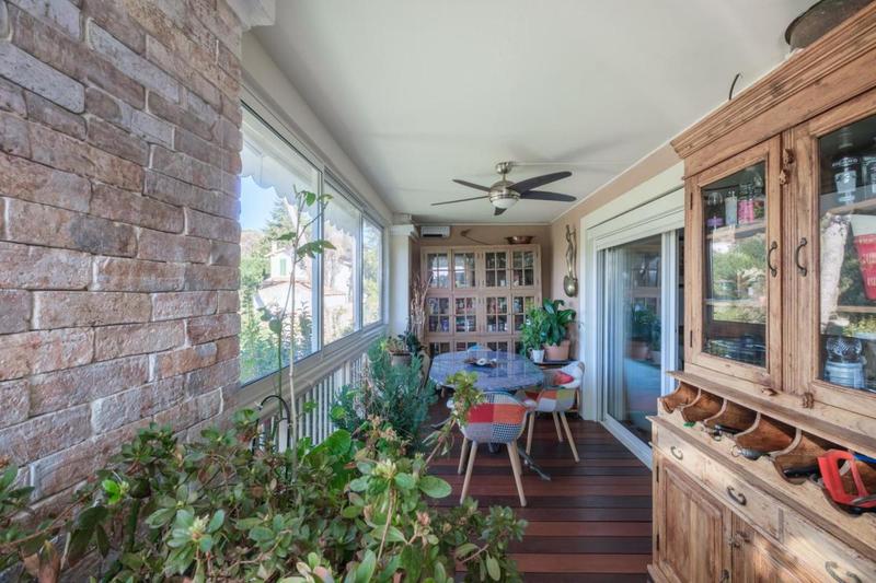 Appartement - 89 m² - 14 pièces