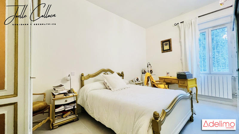 Maison - 180 m² - 5 pièces