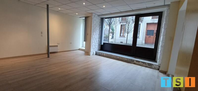 Local d'activités - 62 m² - 3 pièces