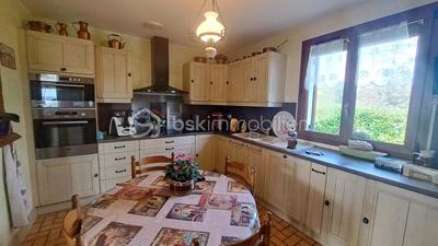 Maison - 121 m² - 5 pièces