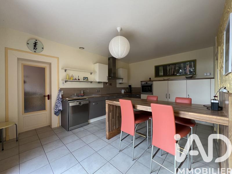 Maison - 231 m² - 11 pièces