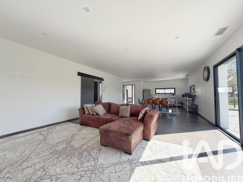 Maison - 134 m² - 5 pièces