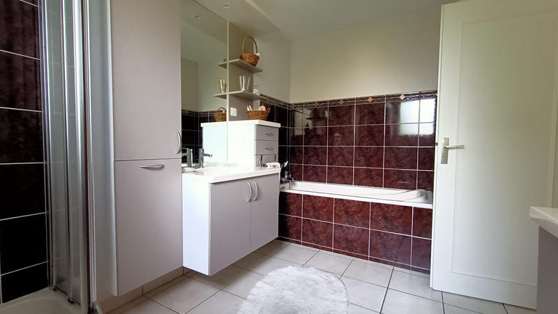 Maison - 172 m² - 7 pièces