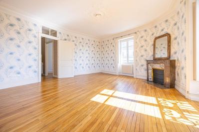 Appartement - 100 m² - 4 pièces