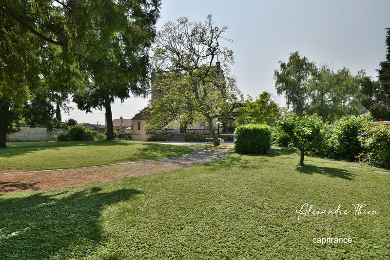 Maison bourgeoise - 361 m² - 12 pièces