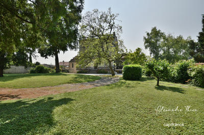 Maison bourgeoise - 361 m² - 12 pièces