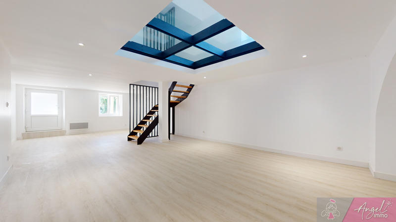 Maison de village - 192 m² - 8 pièces